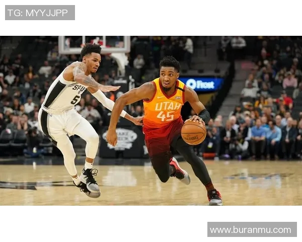 8月8日马刺与爵士精彩对决录像回放全程回顾与分析 8月8日马刺与爵士精彩对决录像回放全程回顾与分析