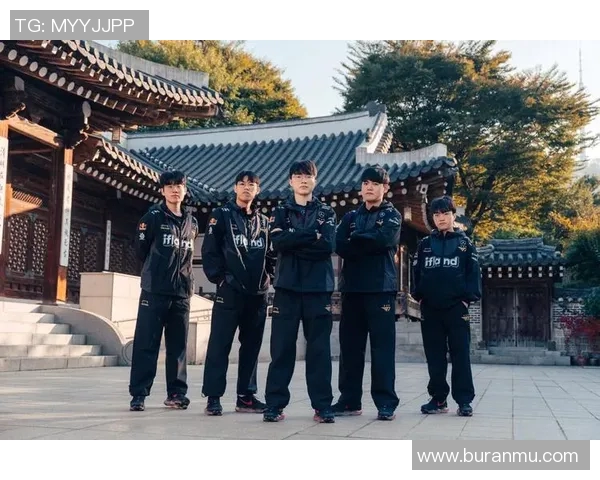 JDG战队以82分稳居世界冠军杯积分榜首位竞争激烈引人关注 JDG战队以82分稳居世界冠军杯积分榜首位竞争激烈引人关注