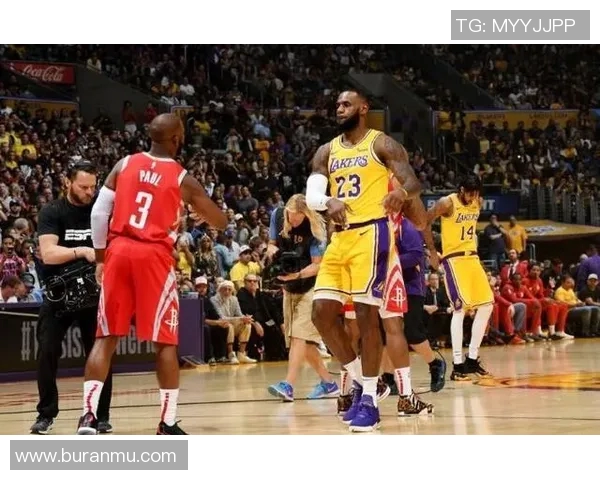 聚焦网球：探秘上海网球队背后的力量与奋斗故事