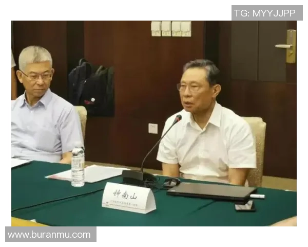 专访黄伟:深入探讨排球领域的成功秘诀与未来发展方向 专访黄伟:深入探讨排球领域的成功秘诀与未来发展方向