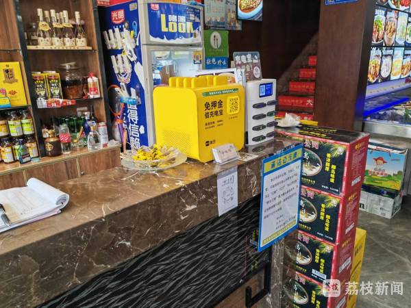 乐鱼净化器按期“体检” “码上洗”助力餐饮油烟管理